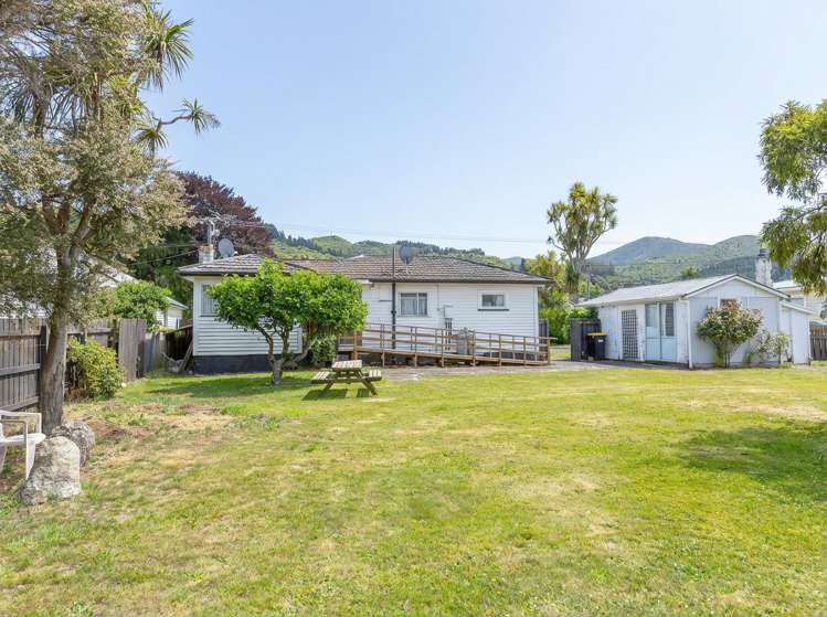 38 Wakefield Street Featherston_1