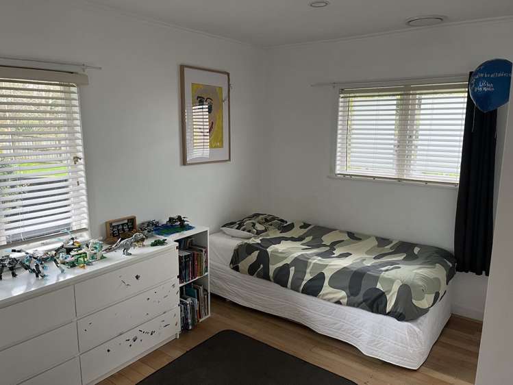 112 Lake Road Northcote_5