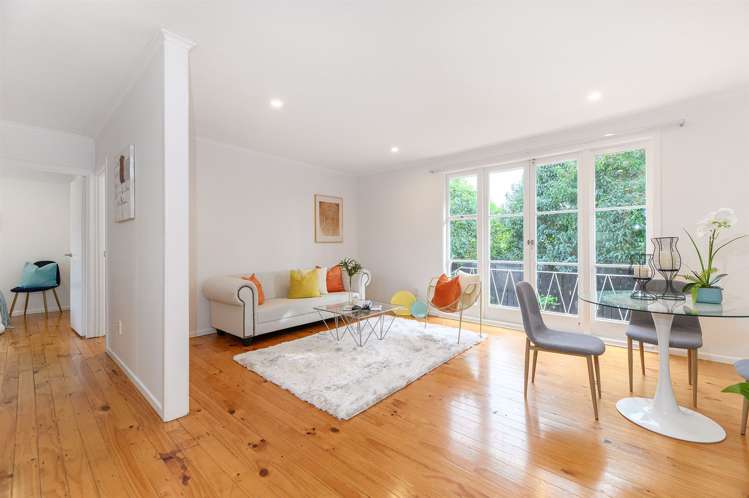 2/4 Leonard Road Mount Wellington_7