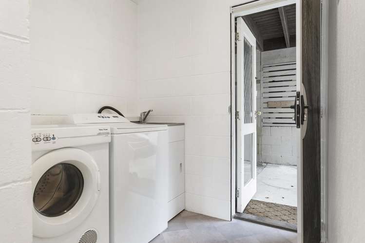 2b Lake Crescent Hamilton Lake_10