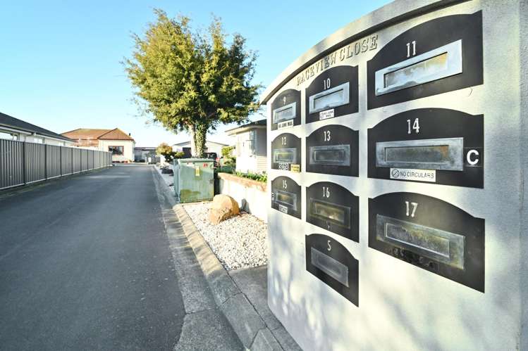 13 Raceview Close Raureka_28