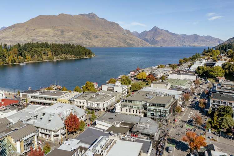27-31 Rees Street Queenstown_13