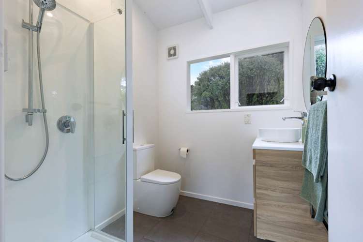 210 Konini Road Titirangi_12