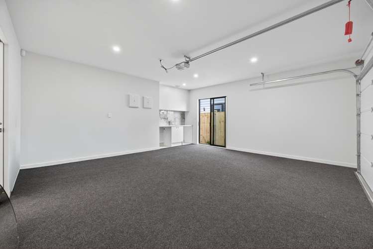 8 Tuwai Crescent Opaheke_23