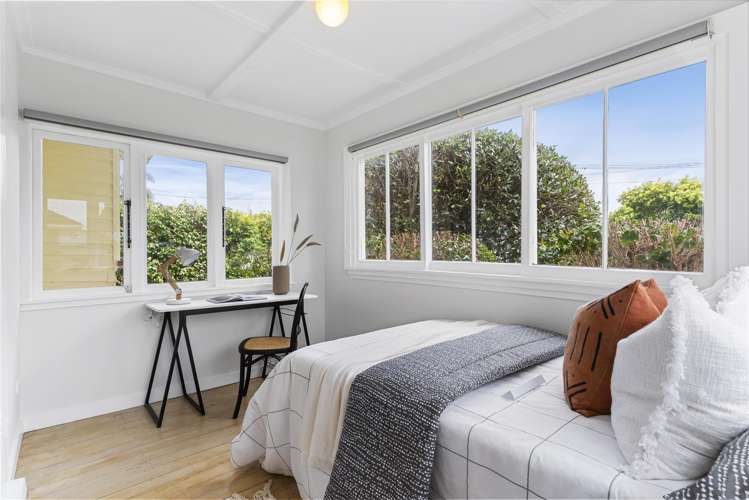 14 Wright Road Point Chevalier_11