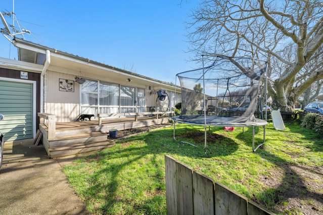 2 Bed + Office + Garage + Close to Primary
