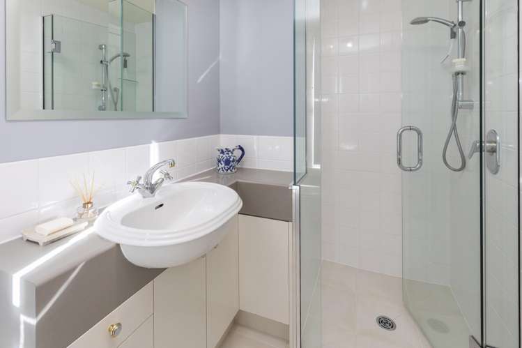 76 & 76A Fisher Avenue Beckenham_14