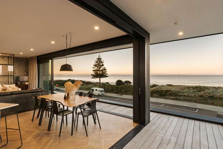 212 Marine Parade Mount Maunganui_21