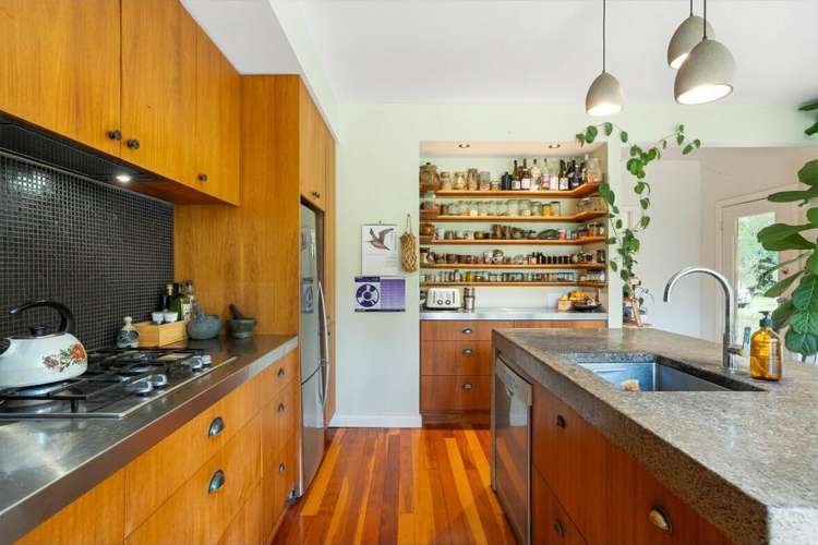 7 Tasman View Road Bethells Beach_5