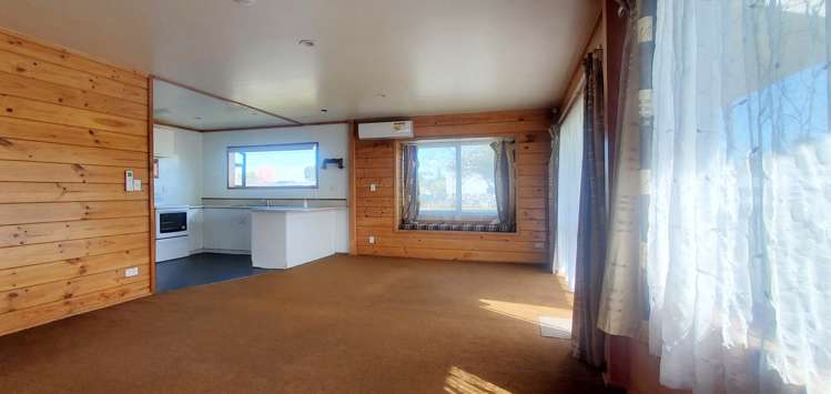 1 Wing Crescent Papakura_3