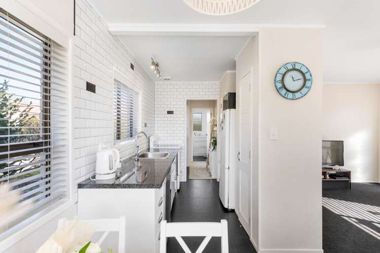 41 Mcannalley Street Manurewa_14