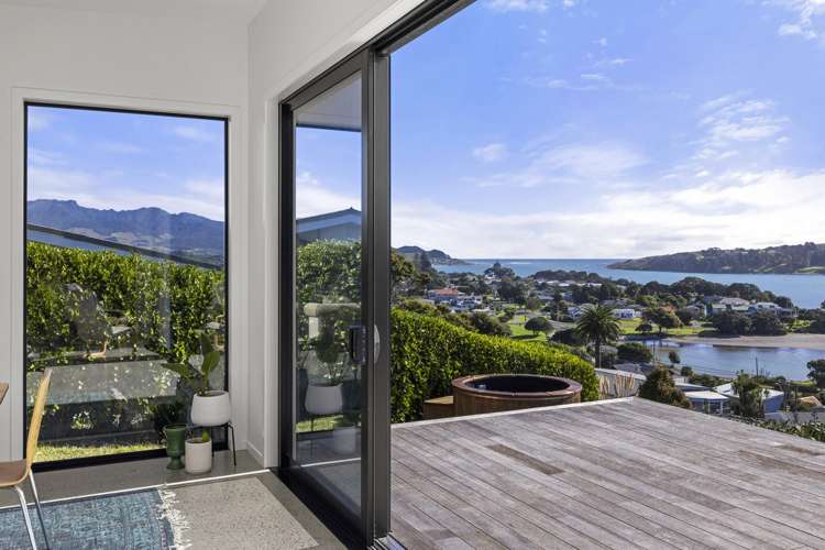 15 Rose Street Raglan_5