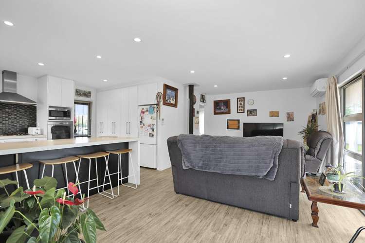 227 Racecourse Road Allenton_1