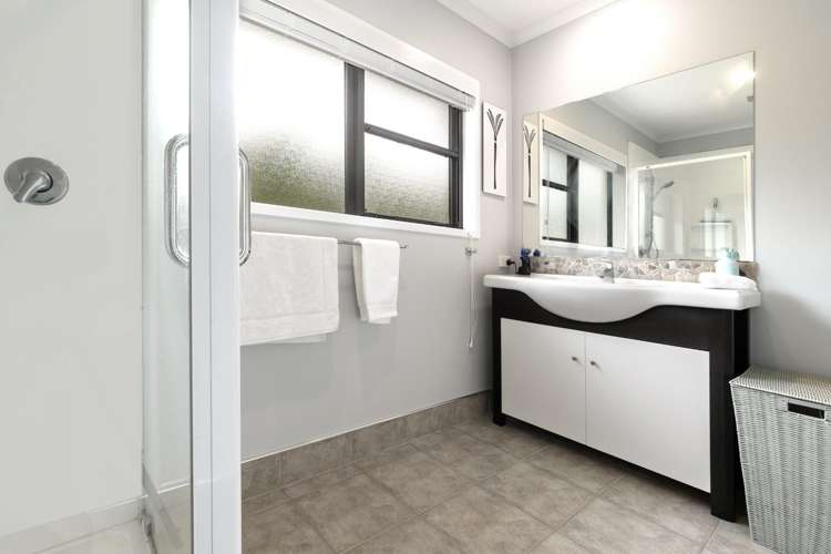 16 Raukawa Drive Bethlehem_15