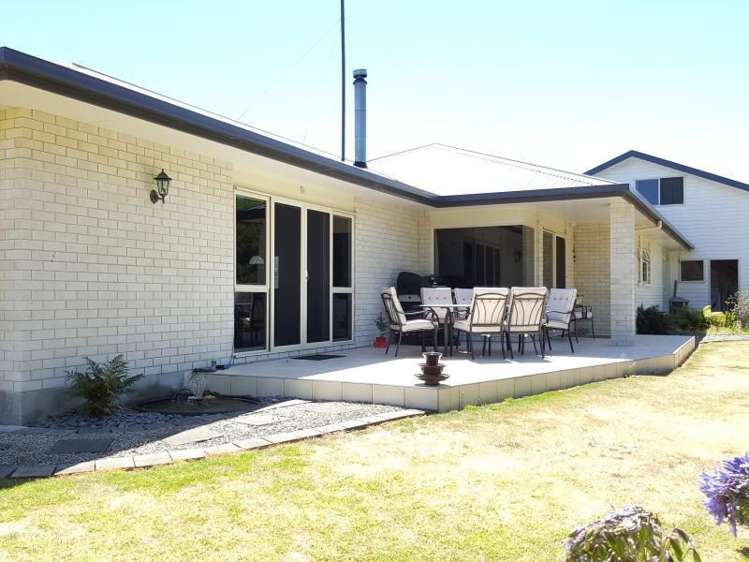 108 Potae Avenue Lytton West_17