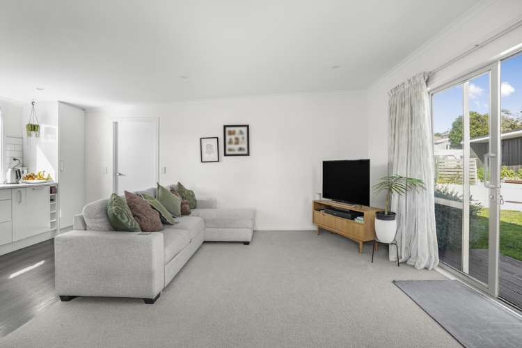 15A Tuki Street Titahi Bay_14