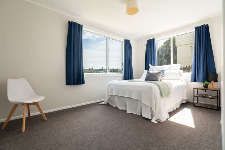 346 Warspite Avenue Waitangirua_11