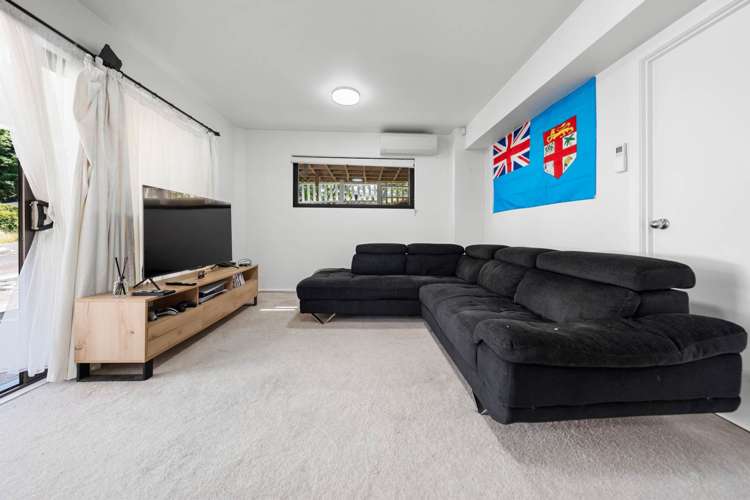 4 Spruce Place Totara Heights_24