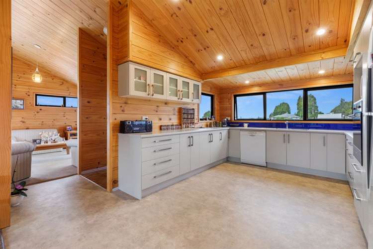 962 No 2 Road Te Ranga_8