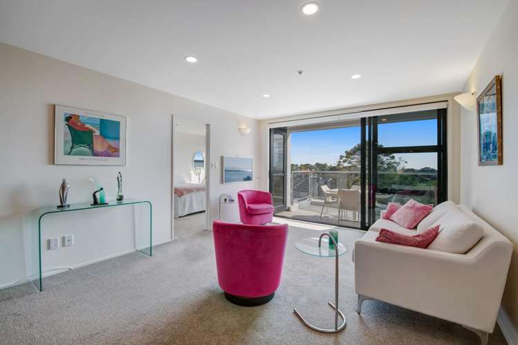 5B/175 Hurstmere Road Takapuna_5