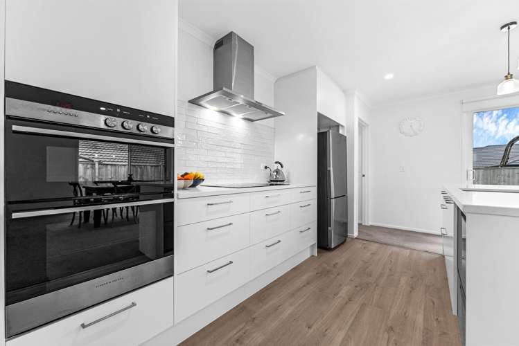 16 Leathem Crescent Pokeno_8