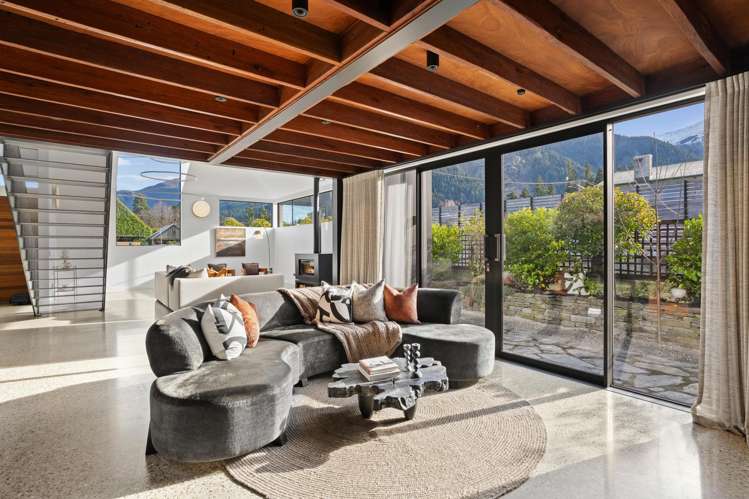 22 Brisbane Street Queenstown_9
