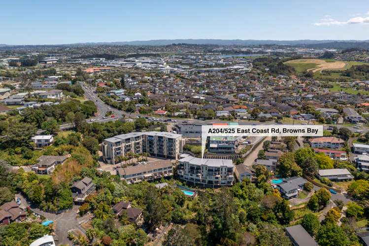 A204/525 East Coast Road Browns Bay_7