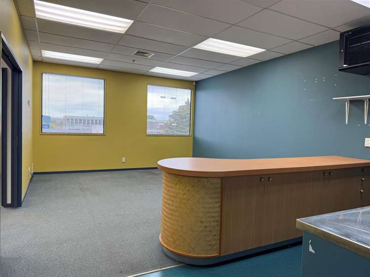 Level 1, 12 Hagley Street Porirua_9