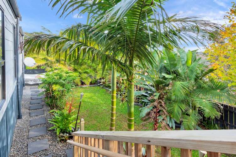 2/13 Philson Terrace Browns Bay_22