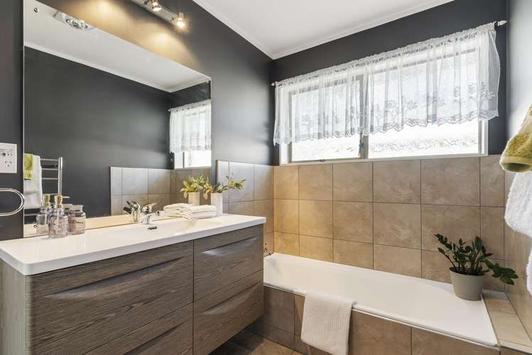 1/39 Majesty Place Half Moon Bay_14