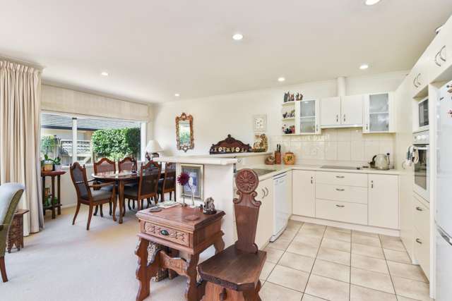 4/4 Ann Street Victoria_2