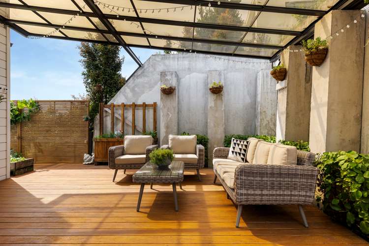 18 Gyle Place Pyes Pa_6