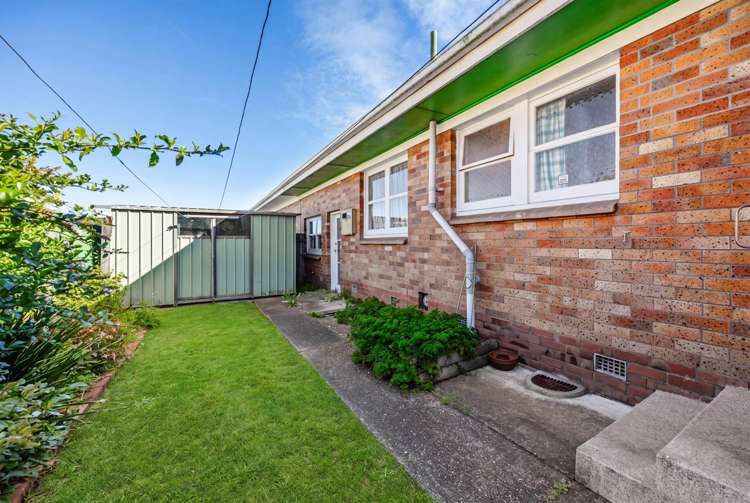 1/4 Russell Road Manurewa_3