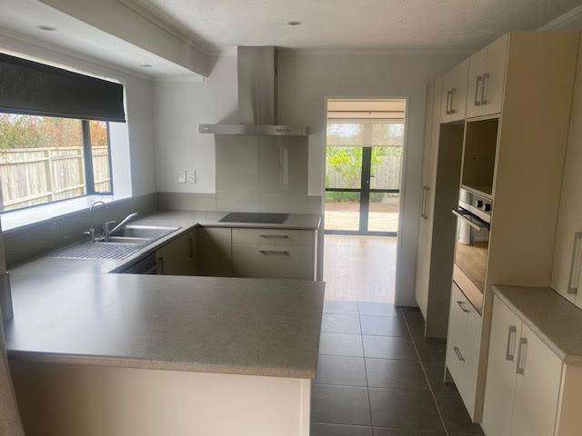 29 Hadley Wood Drive Wattle Downs_3