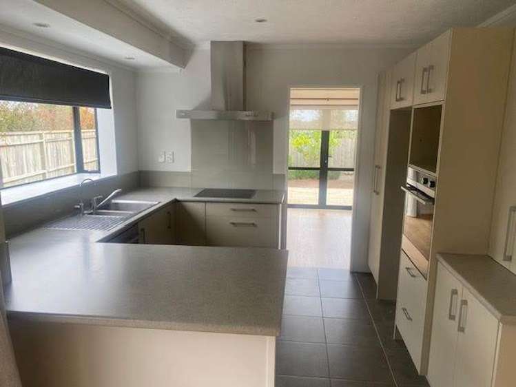 29 Hadley Wood Drive Wattle Downs_3