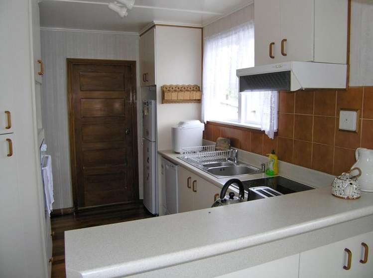 27 Atiawa Crescent 1369_4