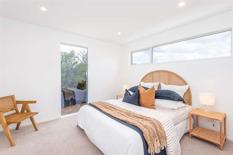 2/179 Weston Road Saint Albans_13