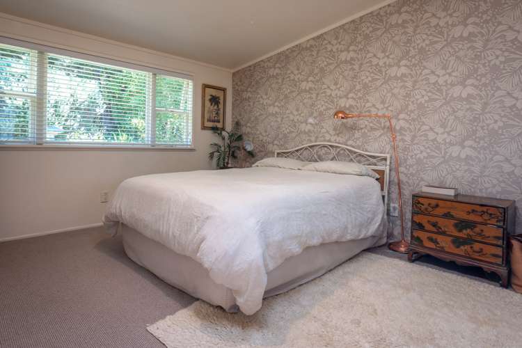 7 Hillside Road Ostend_11