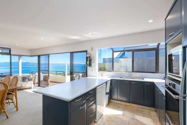 348 Princes Drive Britannia Heights_10