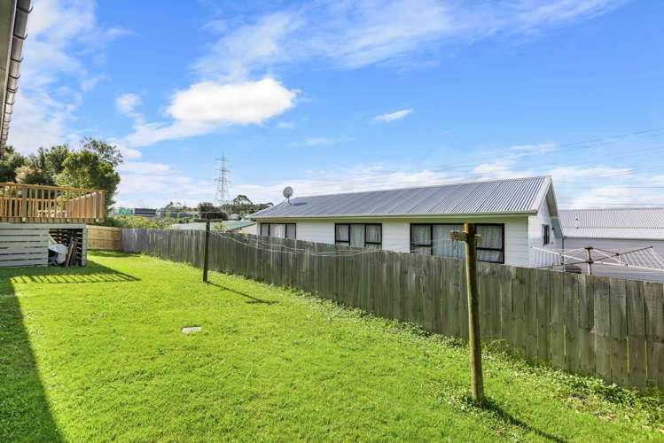 1/296a Triangle Road Massey_5