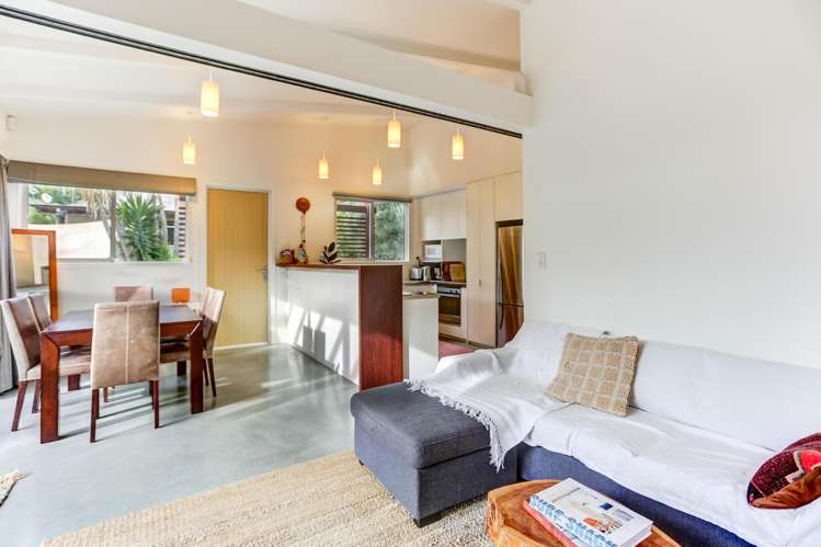 19A Moana Road Okitu_6