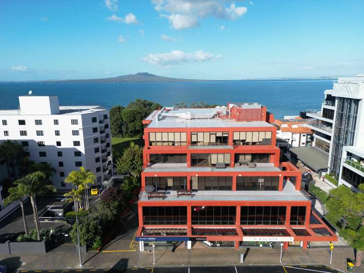 Part Ground Floor 1/159 Hurstmere Road_0