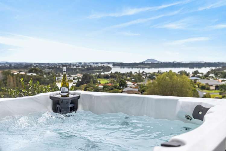 25 Aurora Avenue Welcome Bay_19