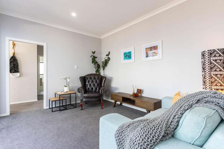 28 Queen Charlotte Drive Aotea_8