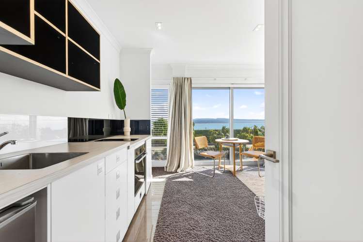 40 Roslyn Road Bluff Hill_40