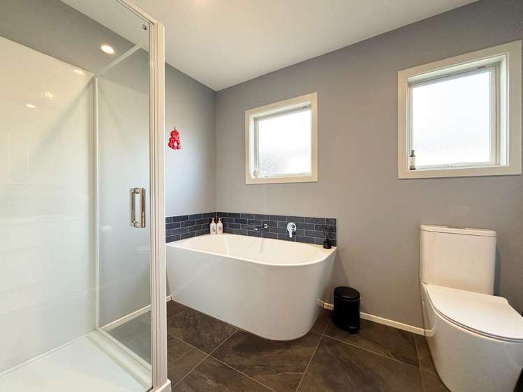 91A Nayland St Sumner_14