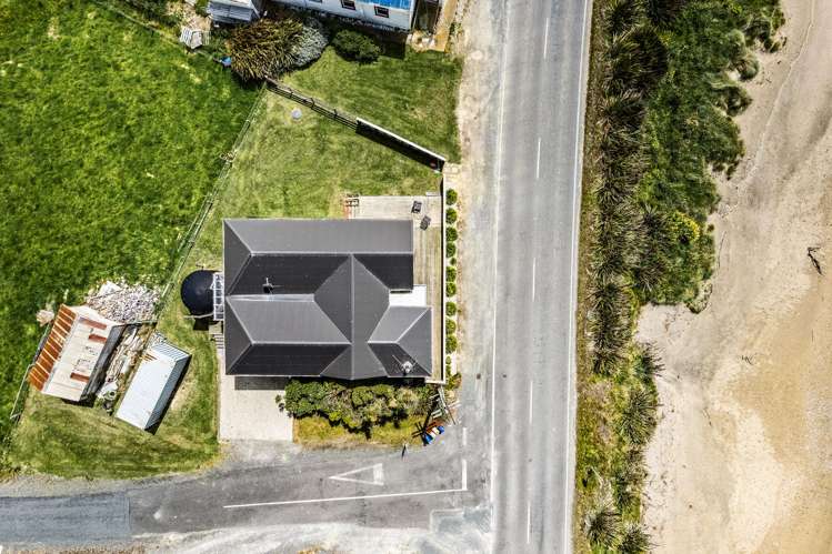 2 Wood Street Kaka Point_20