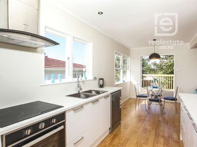 90 Divich Avenue Te Atatu South_4