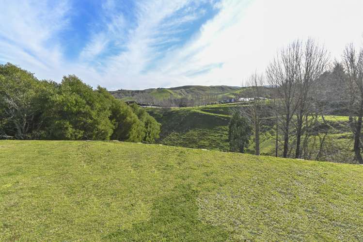 121 Ballantyne Road Poraiti_16