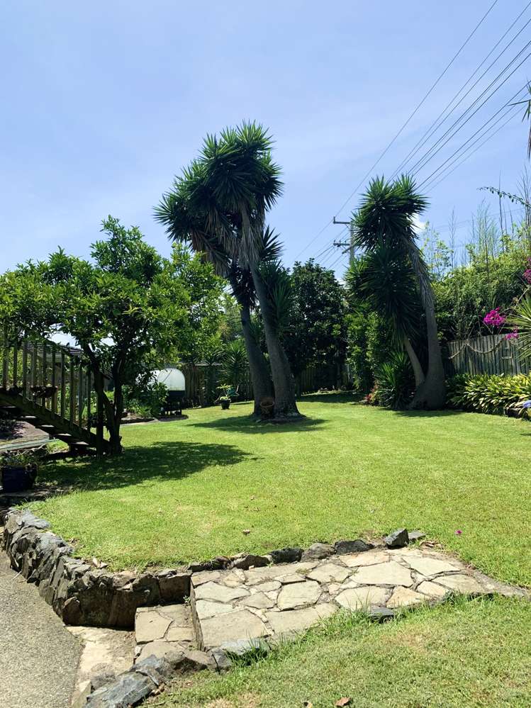 2 Waikaraka Beach Road Tamaterau_20